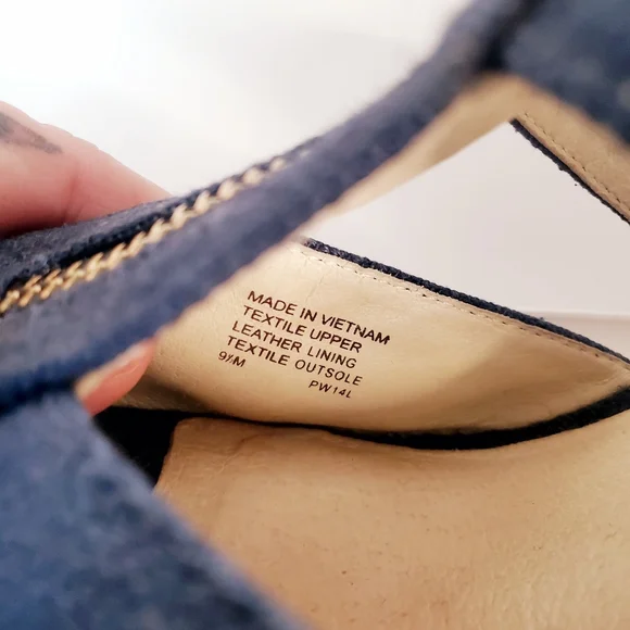 Michael Kors Denim Zipper-Up 4" Platform Wedge Shoe, Excellent Condition - Picture 10 of 10